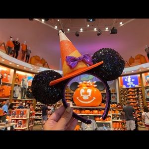 COPY - Minnie Mouse Halloween Witch Sequined Ear …
